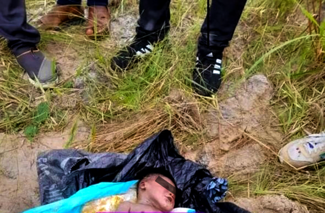 Rivers State: Shock as Police Arrest Twelve Yahoo Boys For Allegedly Burying A Newborn Baby Alive! - ioiNEWS.org