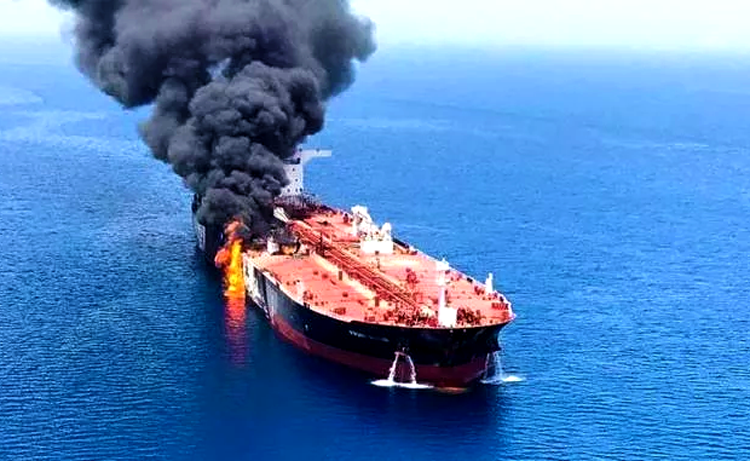 Rivers State: 350,000 Capacity Oil Vessel Set Ablaze by Nigeria Navy amids Environmental Concerns - ioiNEWS.org