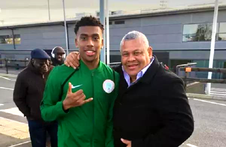 Alex Iwobi, Fulham's Star Attributes Success to Father's Guidance in Wealth Management - ioiNEWS.org