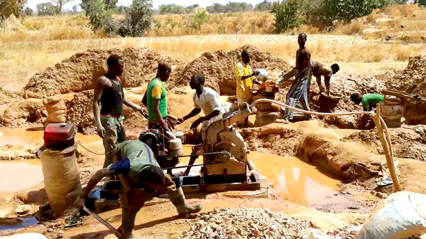 Benue State: Massive Eco Destructive Illegal Mining Site Discovered as Kwande LGA Leader Mobilise to get Governor, FG Involved - ioiNEWS.org