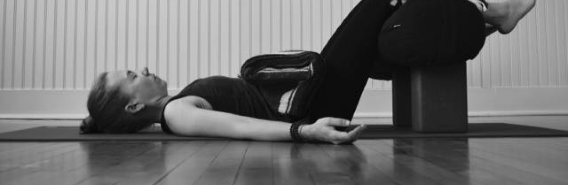 Fertile Body Yoga Cover Image