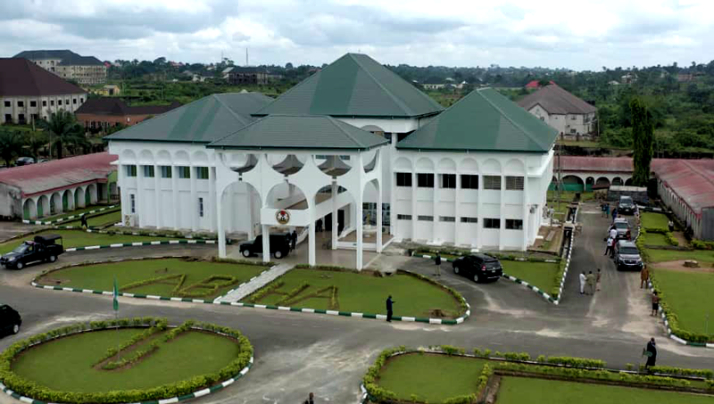 Abia State stops Pensions for ex Governors and Deputies - ioiNEWS.org