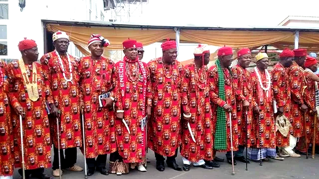 Ebonyi State: Retired Police Officer Installed as Ndieze Inyimegu Monarch - ioiNEWS.org