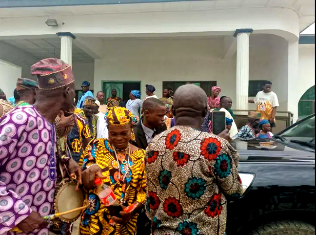 Community Celebrates as next Olubadan receives Warm Homage - ioiNEWS.org